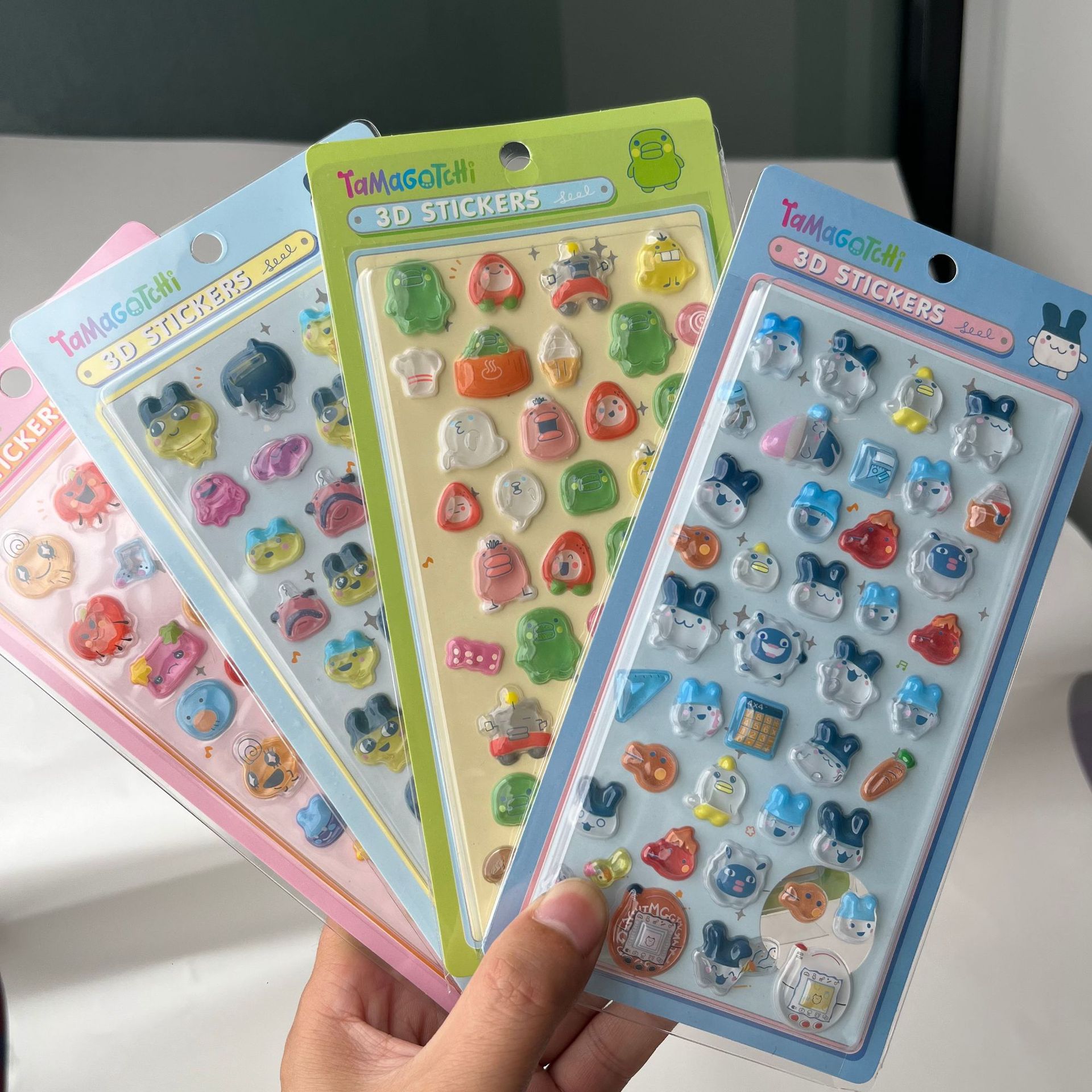 Tablet Cute Accessories - Милые 3D-наклейки Тамагочи: ретро-декор для телефона